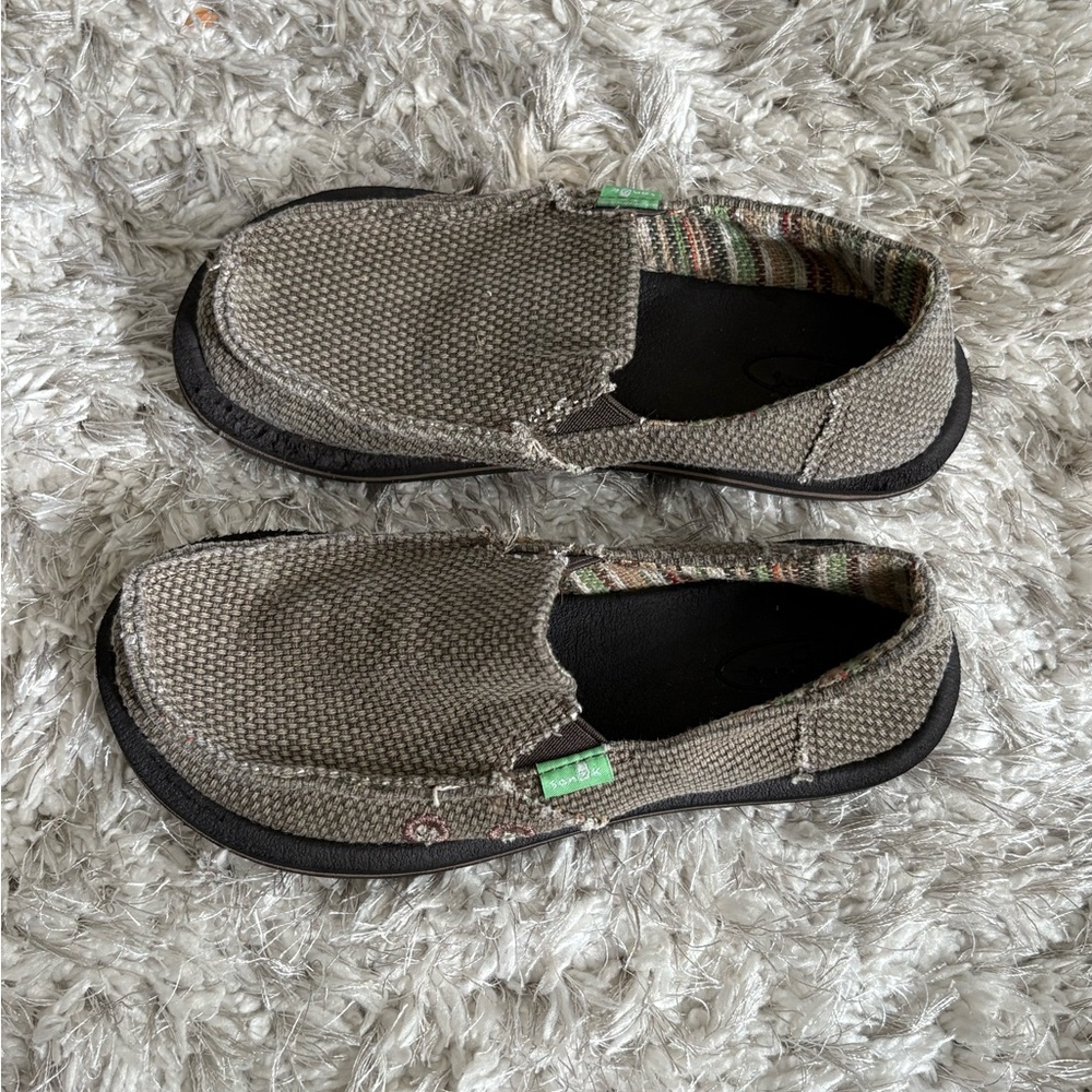 Sanuk Slides